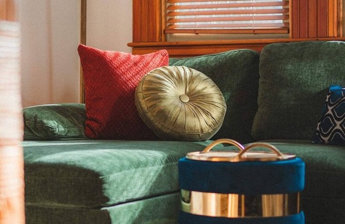 Historic Railroad District Apartment | The Matriarch| Suite 3 | Pet friendly