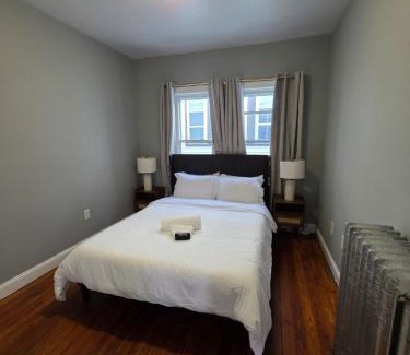 Chelsea Apartment | The Maverick Upstairs - NEW! - Lux Apartment - 2 Miles From Airport & Downtown Boston