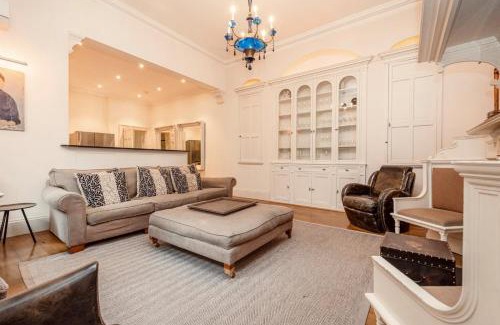 City of Westminster Apartment | The Mayfair Rectory