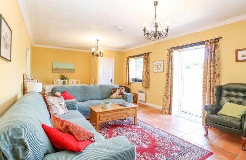 Billingford House | The Meadows Cottage