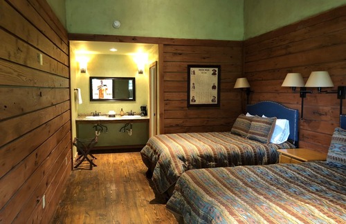 Eucha Apartment | The Meadows Lodge is a Hotel style lodge with 8 rooms and 2 suites available.