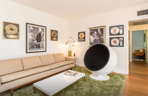 Burbank Apartment | The Melody @ Warner Brothers