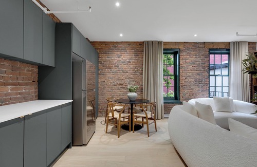 Cite Multimedia Apartment | The Mercer Boutique Hotel