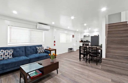 Huntington Park Apartment | The Metro Loft Oasis
