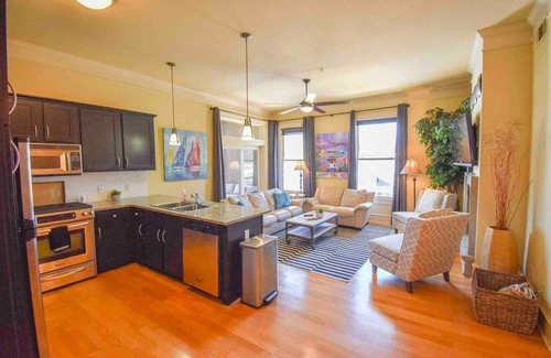 Fayetteville Condo | The Metro - Walk to Dickson St and UofA