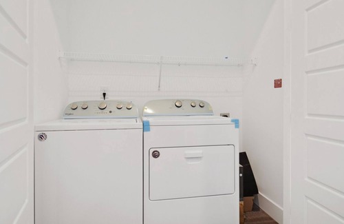 Castleberry Hill Apartment | THE MIDKNIGHT CHATEAU