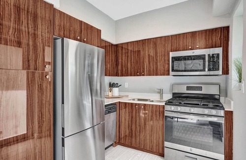 West Avenue Apartment | The Midnight Suite 2BD/2BA Miami Beach Lincoln Ste
