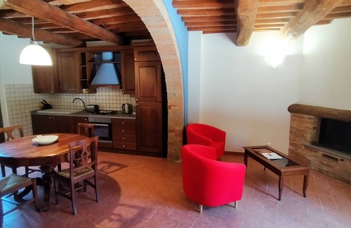 Castelfiorentino Apartment | The mill house with private garden and shared pool