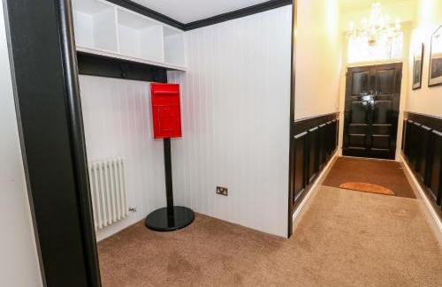 Stanley House | The Miners Hall Retreat