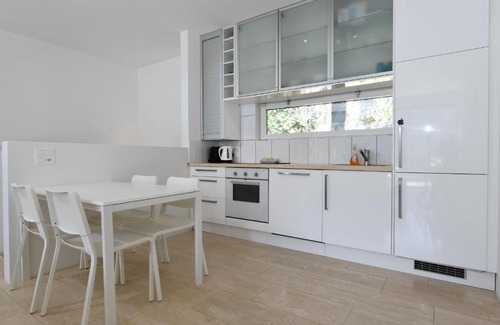 Caslano House | The Minimal House & SPA