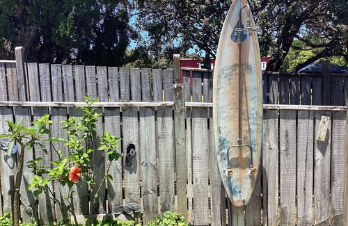 Matapouri House | The Missing Jandal - Great Family Bach. only 80m via private walkway to beach.