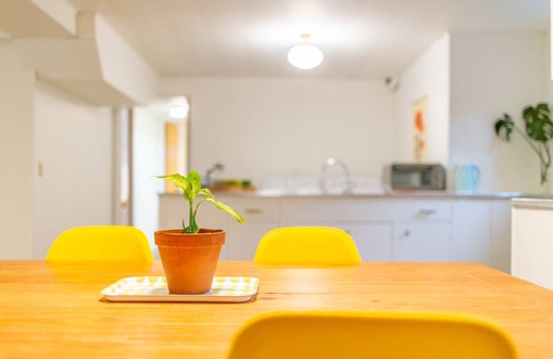 Moscow Apartment | The Mod Pod - Spacious, mid-century modern apartment in a quiet, close in spot