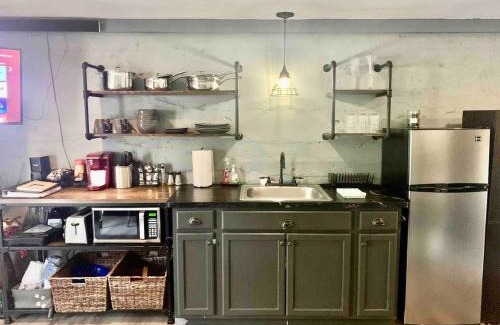 Prescott House | The Modern Blue- Walk to Downtown Prescott