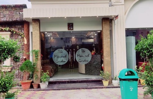Muzaffarpur Resort | The Monarch garden ressort