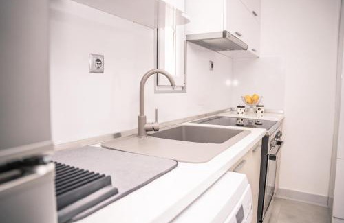 Sandanski Apartment | The moon