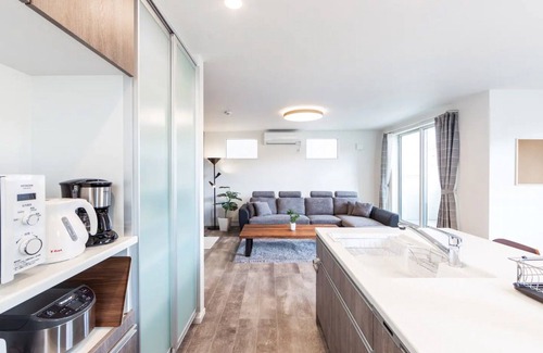 Toyohira House | THE MOONA vacation rental house Parking available for 2 cars on site4 bedroomsMAX 12 people - THE MOON /Sapporo Hokkaidō