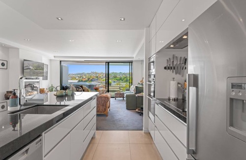 Two Mile Bay Apartment | The Moorings Apartment 3 - Two Mile Bay, Taupo