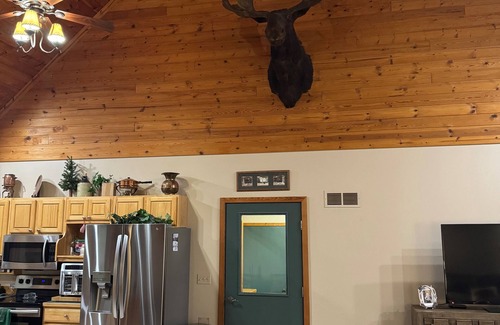 Thompsonville House | The Moose Lodge at Crystal Mountain