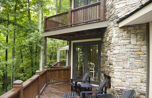 Scaly Mountain House | The Mountain Retreat - Highlands Plateau - Private Vineyard Getaway