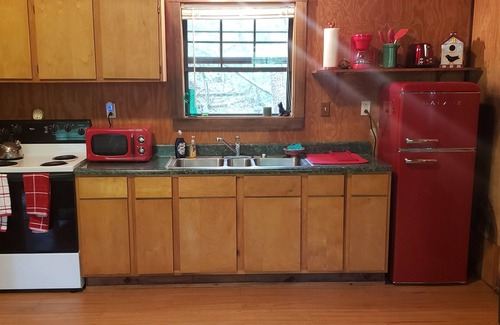Reliance Cabin | The Mountaineer Cabin at Starr Mountain Retreat