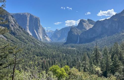 Ahwahnee House | The Mountains are Calling - Private, Guesthouse Retreat near Yosemite