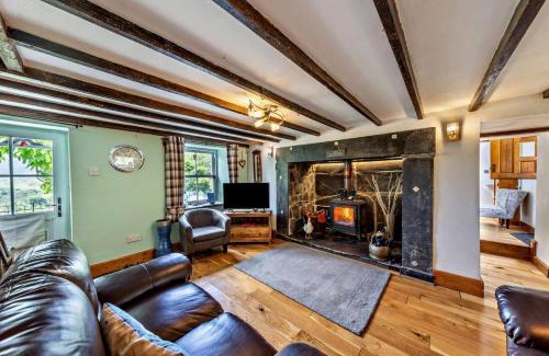 Rhiwbryfdir House | The Mountains House