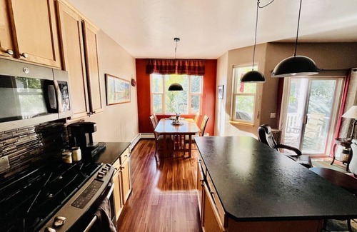Carbondale House | The Mountains Win Again