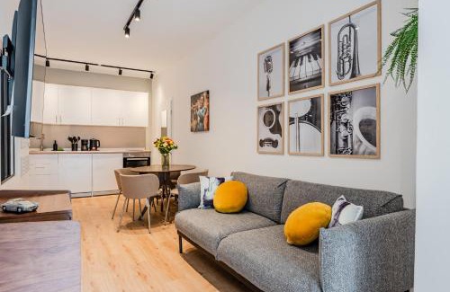 Hansaviertel Apartment | The Music Studio - Newly renovated