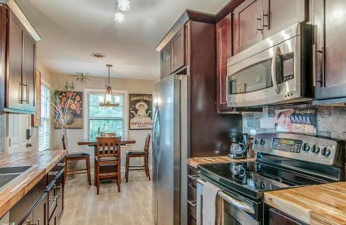 Elm Hill Acres House | The Musicians Cottage by Stay Local Nashville