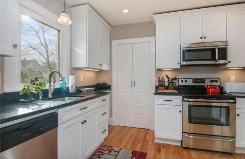 Mystic - New London House | The Mystic Charmer ,formerly The Charmer
