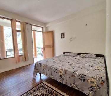 Old Manali House | The Mystic Heaven