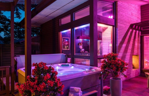 Bloomington House | The Nancy: Fireplace | Hot Tub | Ping-Pong