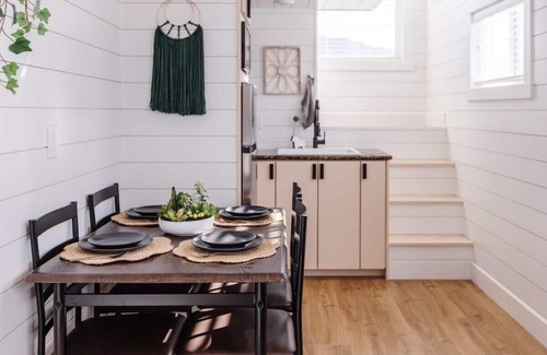 Apple Valley Apartment | The Narrows Tiny Home