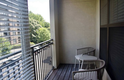 Seven Springs Apartment | The Nashville III Vibe 8775
