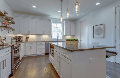 Woodland in Waverly House | The Nashville Maverick: Minutes to Downtown, Killer Melrose Locale, All the FUN
