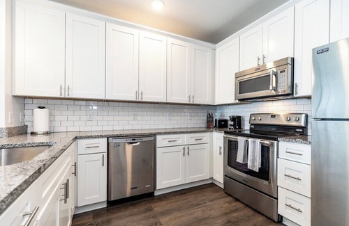 Brentwood Apartment | The Nashville Vibe 8720