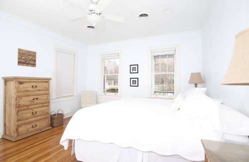 Natchez House | The Natchez Pearl