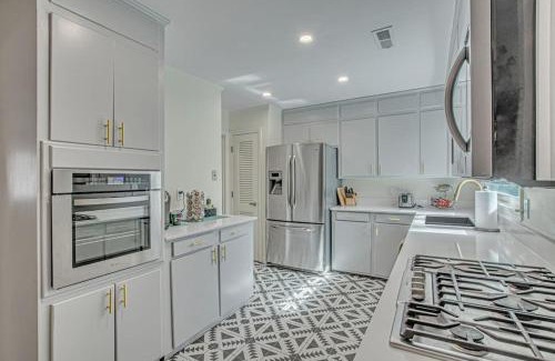 North Charleston House | The Nathalie - curated, open, tree covered family