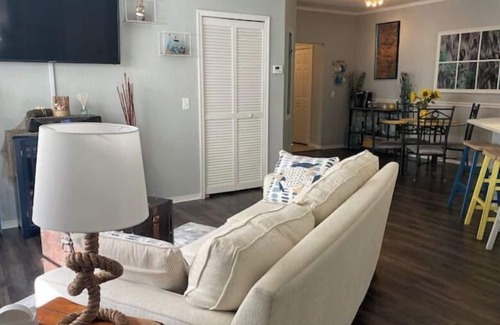 Thonotosassa Apartment | The Nature Preserve
