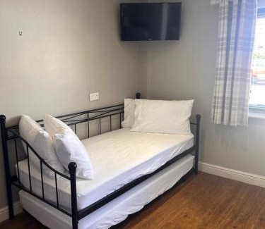 Burnham Market Bed & Breakfast | The Nelson country house