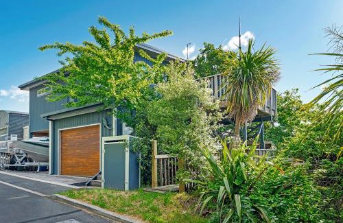 Nelson Apartment | The Nelson's Lookout