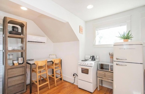Lockeland Springs House | The Nest: East Nash Studio