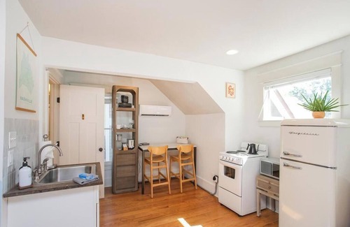 Lockeland Springs House | The Nest: East Nash Studio