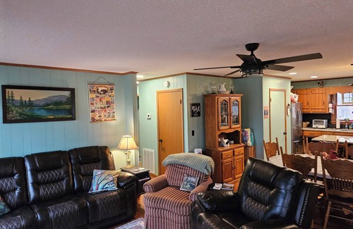 Unaka Cabin | The Nest is Best in Bear Paw, Murphy, NC.