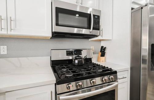 Green Valley North Apartment | The New Luxe Villa