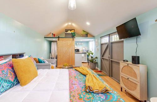 Westview Apartment | The Nia House