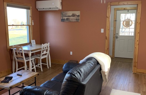 Fairland Apartment | The Nigh Place, Studio Apartment, King Bed, 55"TV