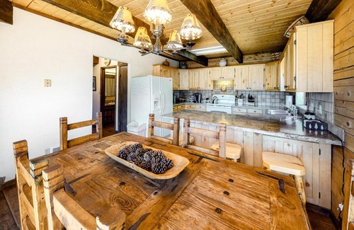 South Fork House | The Norma Charles