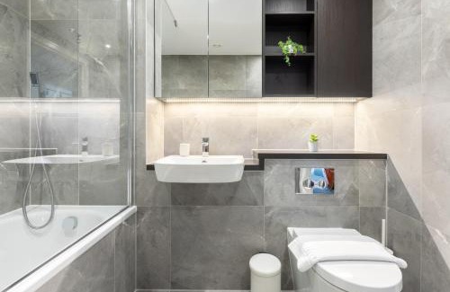 East Acton Apartment | The North Acton Collection