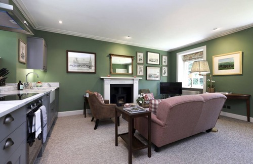 Leven Apartment | The North Lodge at Balcarres
